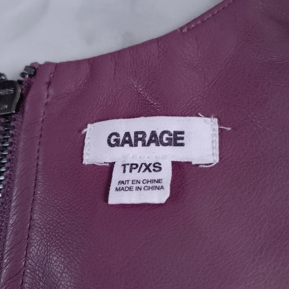 GARAGE Faux Leather Purple Crop Top - Picture 2 of 6